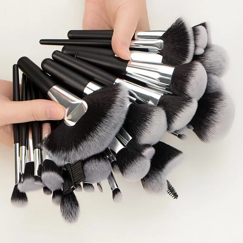 5-40pcs Luxury Black Professional Makeup Brush Set Big Powder Makeup Brushes Foundation Natural Blending pinceaux de maquillage